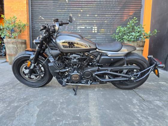 HARLEY-DAVIDSON SPORTSTER S HARLEY-DAVIDSON SPORTSTER S